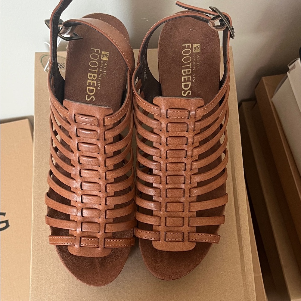 White Mountain Tan Platform Sandals